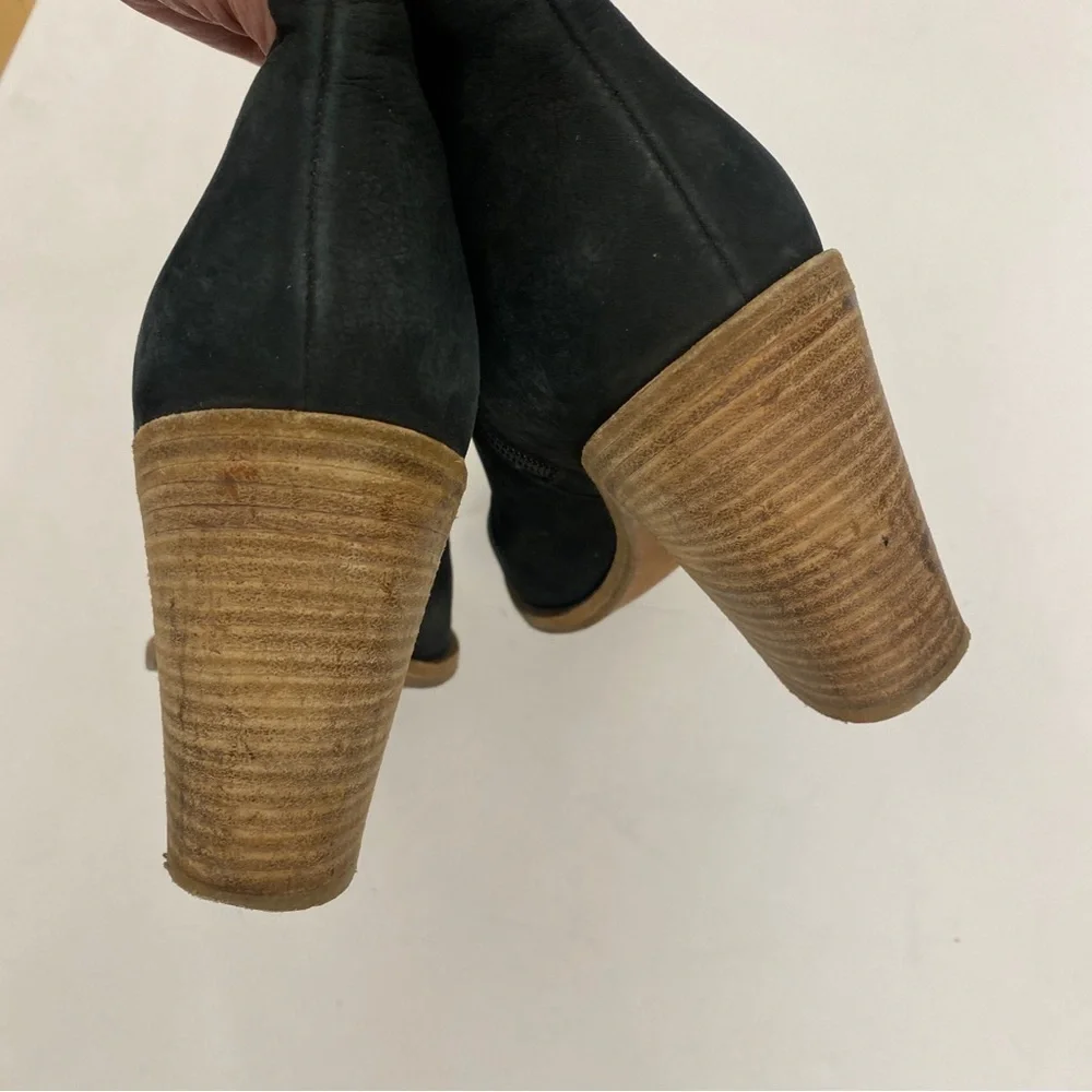 Vince. || Easton Heeled Ankle Booties Nubuck Leather Black 39‎ US 9